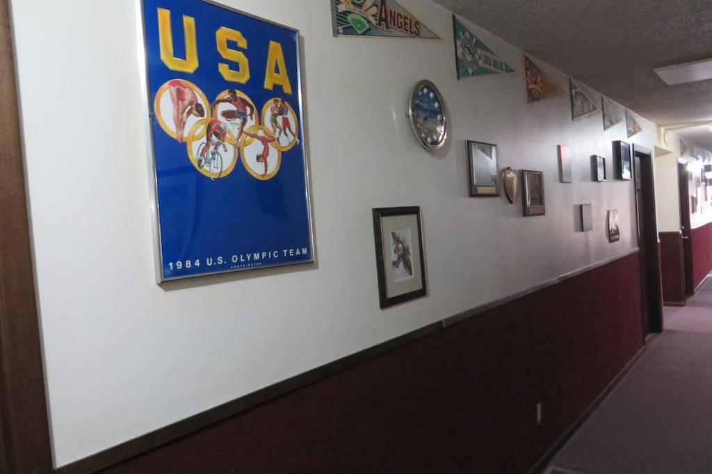 Sports Club Motel Wayne Екстер'єр фото