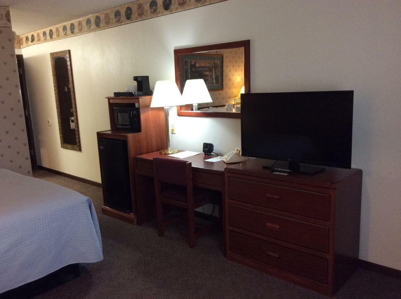 Sports Club Motel Wayne Екстер'єр фото