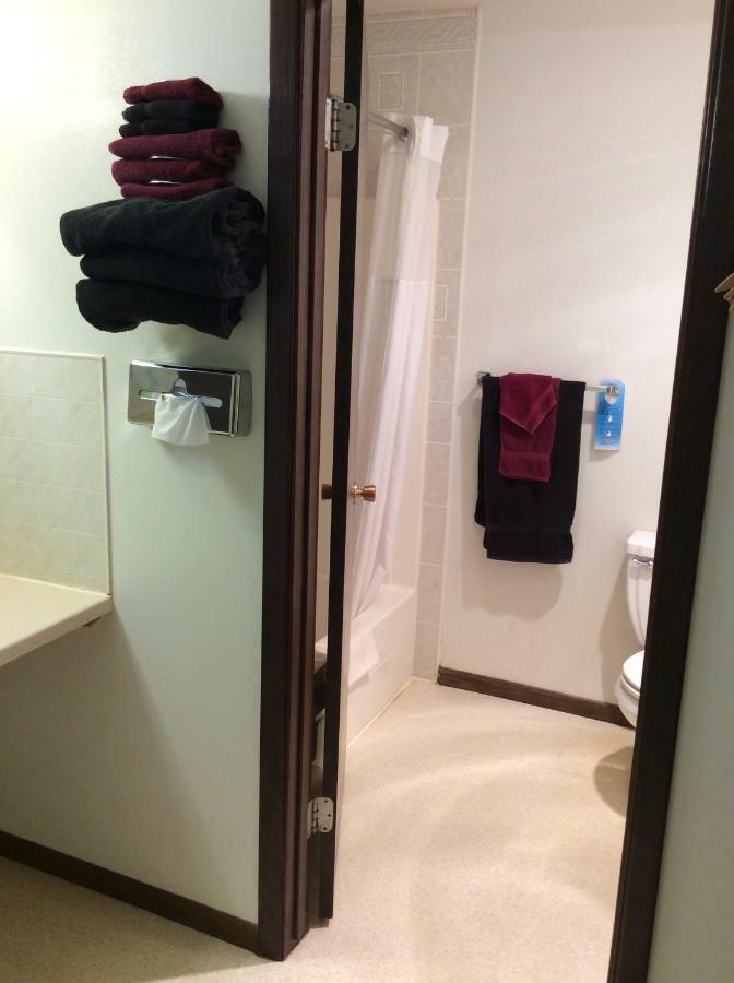 Sports Club Motel Wayne Екстер'єр фото